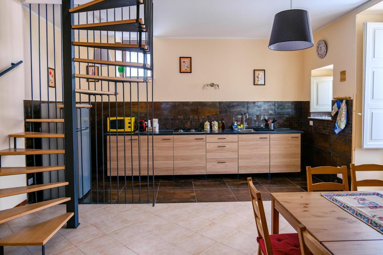 U Passiaturi Big House Apartment Catania Bagian luar foto