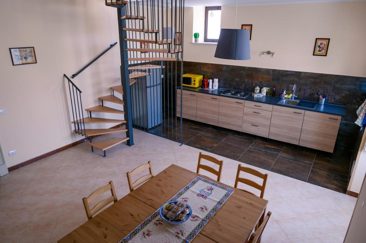 U Passiaturi Big House Apartment Catania Bagian luar foto